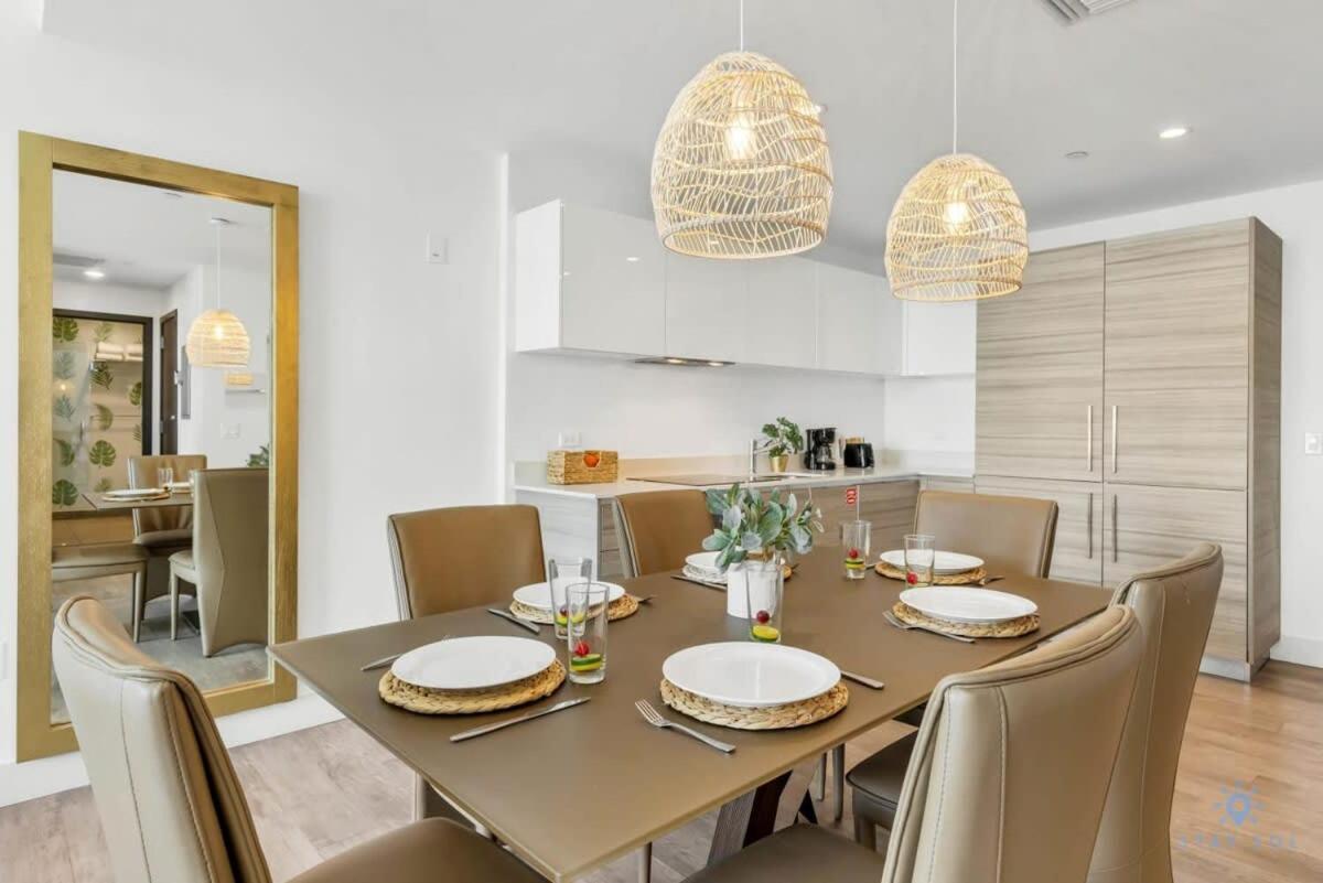 5 Beach Resort APT w FRONT BAY VIEW TERRACE UP TO 6 POOL Hollywood Exterior foto